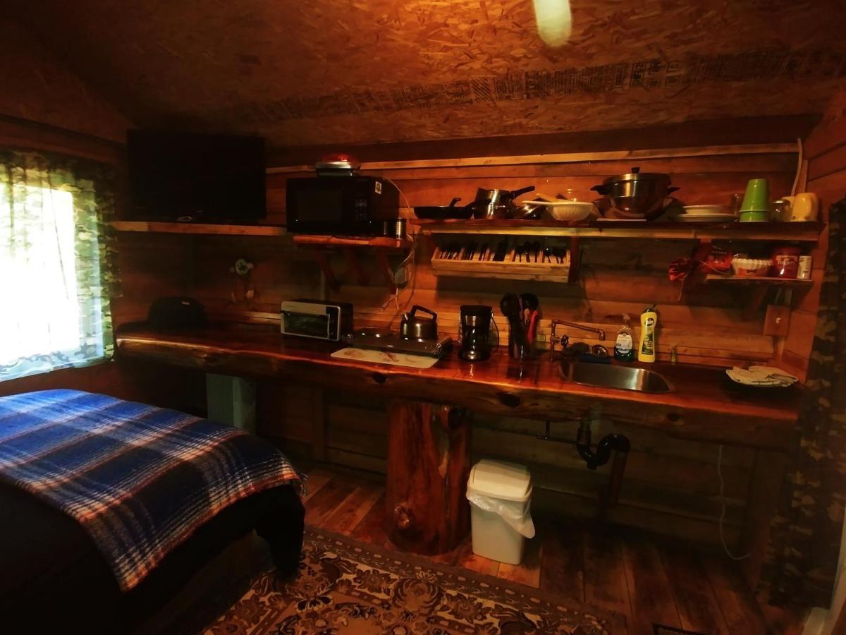 Hotel Bone Creek Wilderness Retreat Blue River Exterior foto