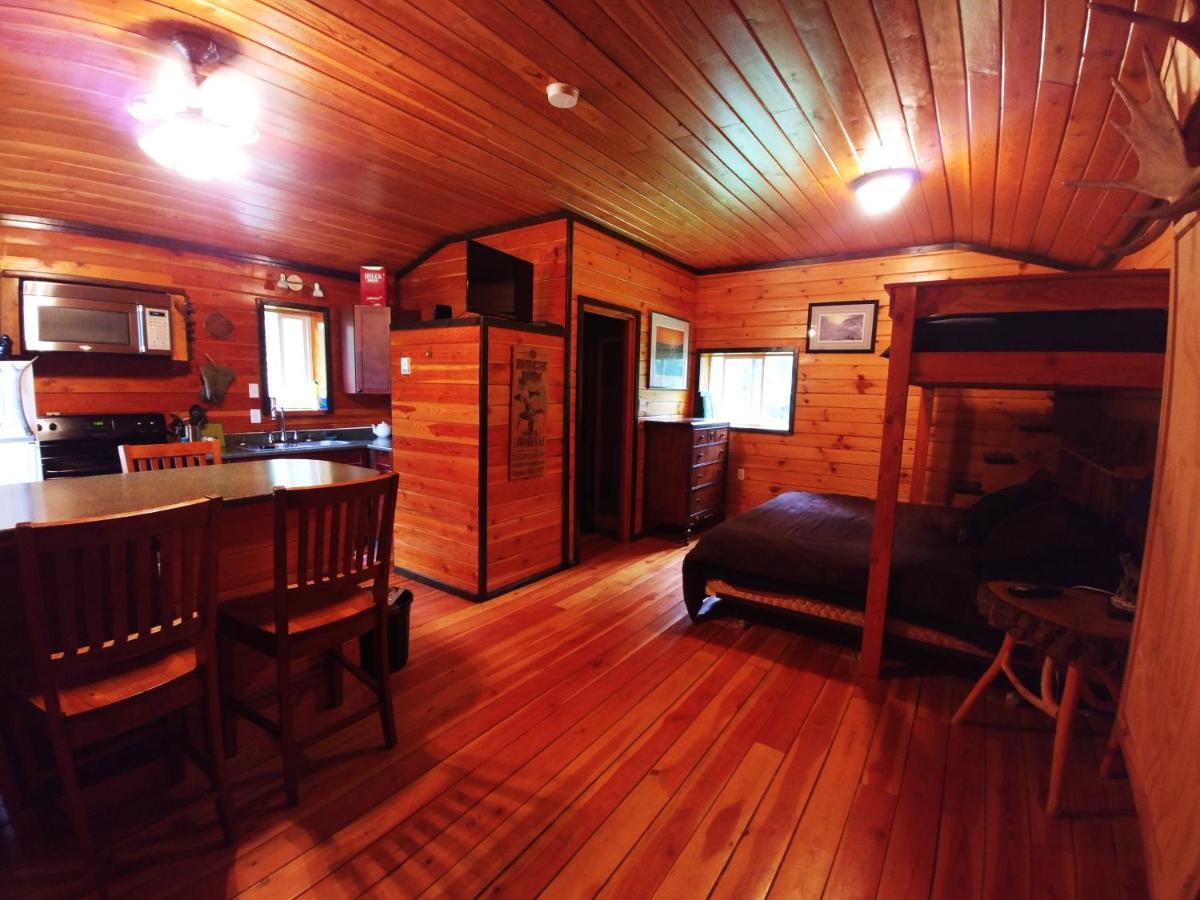 Hotel Bone Creek Wilderness Retreat Blue River Exterior foto